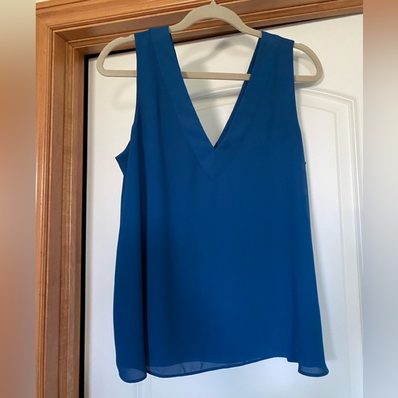 Lilly Pulitzer Sleeveless Top - Picture 1 of 3